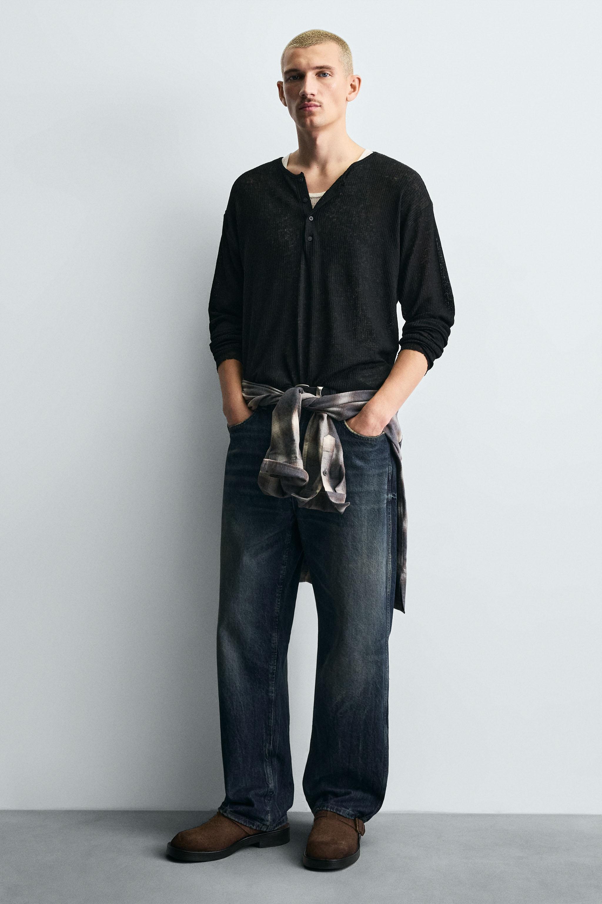 BUCKLED LEATHER CLOGS